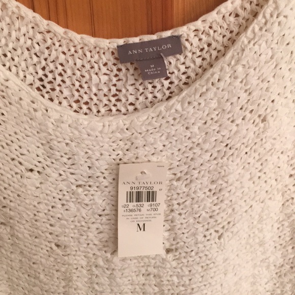 Super cute white Ann Taylor sweater - Picture 2 of 5